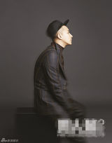 组图：韩庚超短发登封面 展性感成熟魅力