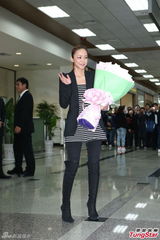 组图：安室奈美惠台北小巨蛋巡演 提前三天抵台