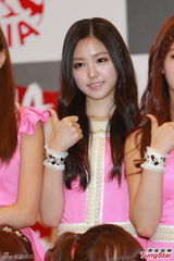 高清组图：Beast等赴港开唱 泫雅望与PSY再合作