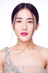 组图：最美伪娘雌雄莫辩 变身神仙姐姐秒杀女星