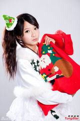 组图：15岁美萝莉许雅涵变圣诞白雪公主惹人爱