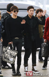 组图：BEAST与SISTAR等亮相机场将赴雅加达开唱