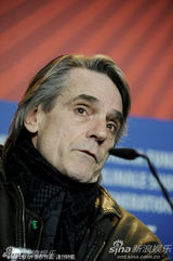 高清组图：《商海通牒》发布 影帝凯文-史派西亮相