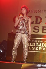 组图：潘玮柏挖坑给吴克群跳 问夜店把妹经验