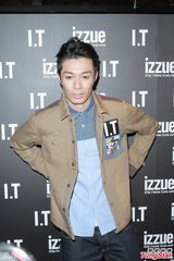 组图：吴千语周柏豪传绯闻 否认同台需报备林峰