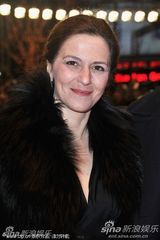 高清组图：《商海通牒》首映 史派西杰瑞米型男斗帅