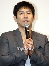 组图：薛景求等参加新片《解决士》媒体首映