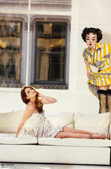 高清组图：米莎-巴顿登杂志封面