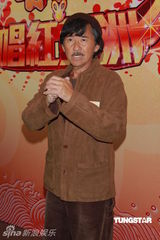 组图：郭书瑶井柏然牵手献唱亚视 张敬轩盼解封