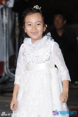 组图：众星闪耀大钟盛宴 河智苑金秀贤成焦点