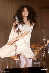 幻灯图集：莫文蔚登场音乐擂台 性感女神依旧撩人