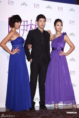 组图：林嘉绮爆乳成台湾模特公司年会焦点