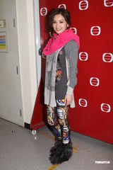 组图：《劲歌金曲》录影 阿Sa(蔡卓妍)梁汉文亮相