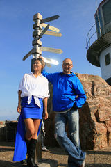 管虎梁静仙境之旅 好望角激情牵手玩跳跃