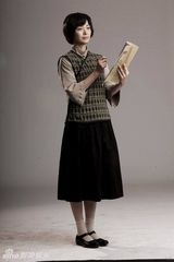 组图：献礼剧《开天辟地》邓颖超定妆照 