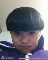 组图：金龟子刘纯燕13岁可爱女儿私房照