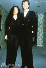 组图：盘点约翰-列侬和小野洋子的恩爱瞬间