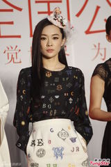 组图：李玉与范冰冰三度合作感情深厚