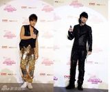 组图：MusicRadio明星“TOP”造型大比拼
