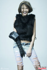 组图：赵硕之换新公司攻电影 盼与Rain合作拍片