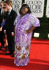 高清图：加布蕾-丝迪贝紫色长裙大走民族风