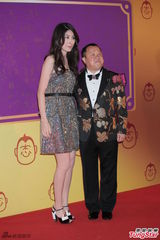 组图：曾志伟六十大寿庆宴成龙赵本山等齐贺