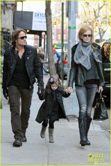 策划:女神妮可恐再婚变 盘点与厄本8年恩爱瞬间