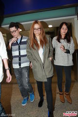 组图：余文乐甜笑默认新恋情 吴雨霏指其很正