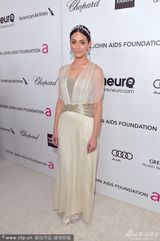 组图：奥斯卡艾滋基金派对-艾米-罗森仙味十足