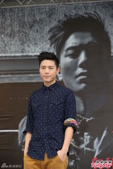 组图：韦礼安自曝怕狗 儿时险被狗叼走JJ