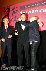 高清组图：戛纳“台湾之夜” 李安蔡明亮舒淇集体亮相