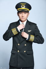 组图：大咖秀王祖蓝扮韦唯 谢娜上演橘子红了