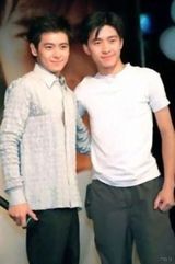 组图：林志颖90后小妹甜美似兄长 入政坛当助理