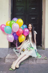 组图：郭碧婷夏日氧气写真婉若夏花气质灵动