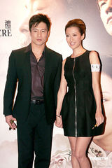 幻灯：《苏乞儿》香港首映 醉拳街舞表演向八爷致敬