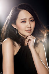 组图：孙耀琦全新质感大片 尽显时尚魅力