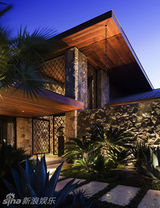 幻灯图集：詹妮弗-安妮斯顿登封面 新豪宅内景曝光