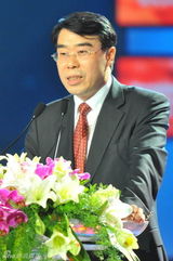 幻灯图：电视节目主持人30年年度风云人物盛典举行