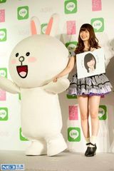 组图：AKB48出席活动秀卡通自画像卖萌无止尽