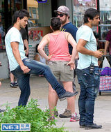 组图：万万没想到！好莱坞大牌明星与替身们