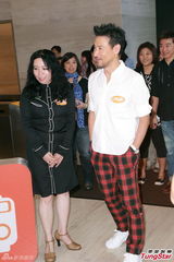 组图：张学友接戏重视剧本 不介意角色主副