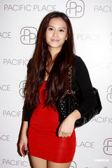 高清组图：熊黛林深V上阵 安全措施做足不担心走光