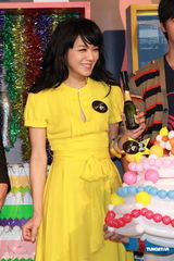 组图：陈伟霆出席时装活动 官恩娜与Mandy Lieu比美