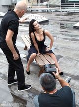组图：好莱坞名媛金-卡黛珊杂志写真丰胸抢镜