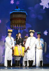 组图：蒋欣秀唱功演绎《后宫甄嬛传》主题曲