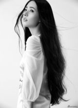 组图：郭碧婷黑白大片曼妙身姿如梦如幻