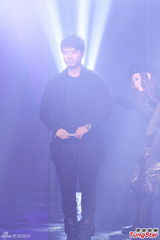 四大唱片歌手亮相TVB 连诗雅长裙飘飘欲仙