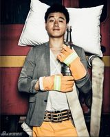 高清图：佟大为打响三大战役 绅士与消防员魅力PK