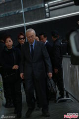 组图：邵逸夫出殡火化 三任香港特首慰问