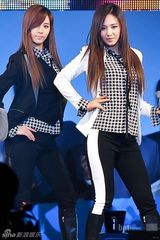 组图：少女时代等鼓励高考生唱响“点亮演唱会”